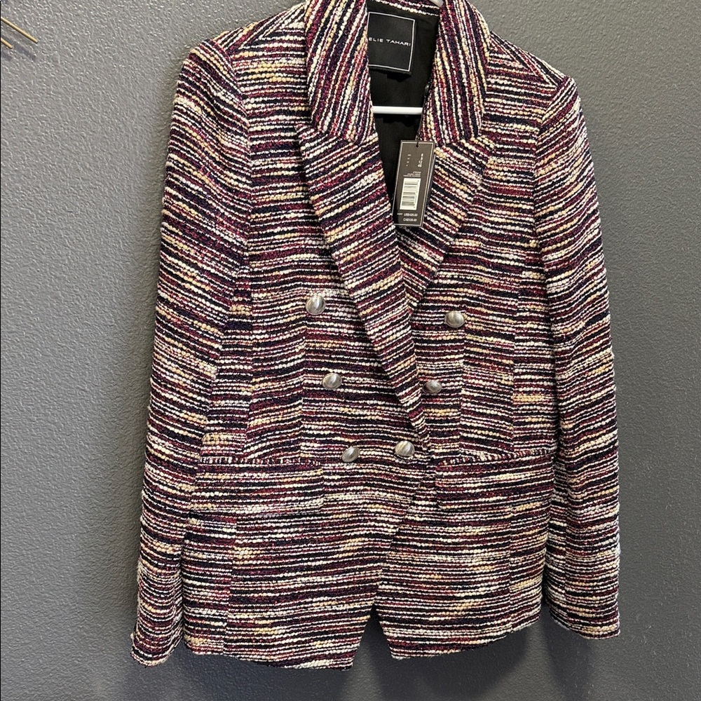 ELIE TAHARI  Tweed Blazer . NEW with Tags . Size 8